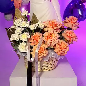 Корзина с цветами