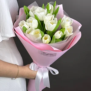 13  Белых Тюльпанов