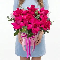 Яркие Французские розы в коробке