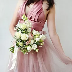 Свадбеные Тюльпаны и Пионовидные розы для невесты