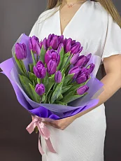 Букет фиолетовых тюльпанов 21 шт.