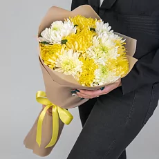 11 Желто-Белых Игольчатых Хризантем в упаковке