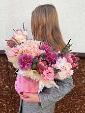 Композиция из протеи и гортензии 