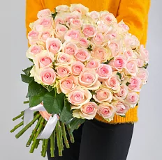 51 нежно розовая роза под ленту