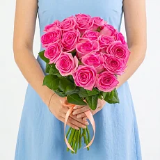 Букет из 19 Ярких Роз
