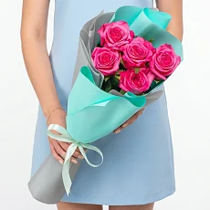 5 Малиновых роз