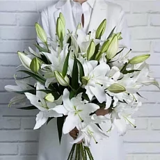Букет из 9 Лилий