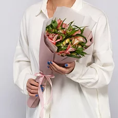 5 Бело-Розовых Альстромерий