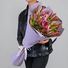 Букет из 11 Розовых Лилий