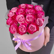 Роза Розовая в коробке 15 шт