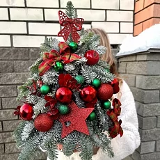 Декоративная елка