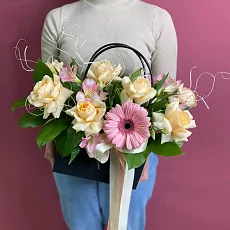 Сумка с розой и герберой