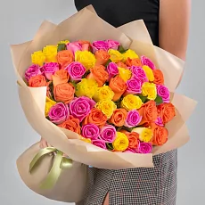 55 Роз Микс Весенний в упаковке
