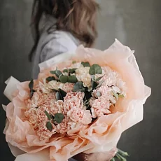 35 Нежных Гвоздик