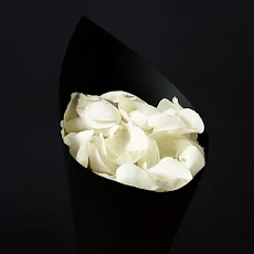 Лепестки роз кулек