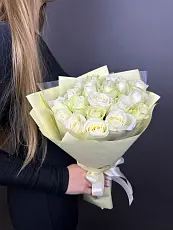 19 Белых роз