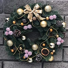 Новогодний венок "Лондон"