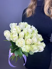 25 Белых Роз