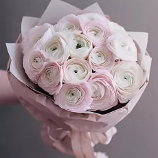 15 Ранункулюсов