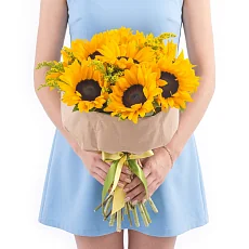 9 Подсолнухов в дизайнерском крафте