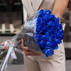 25 Синих роз в упаковке 