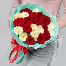 21 Кенийская красная и белая роза