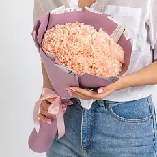15 Персиковых Гвоздик в упаковке