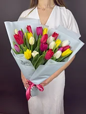 Букет 23 Разноцветных Тюльпанов