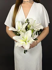 Свадебная композиция из белых лилий