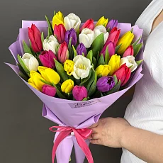 Букет 31 тюльпанов микс