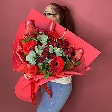 Букет с Кустовой розой и герберой 