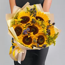 Подсолнухи и зелень