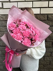 Композиция из альстромерии и гвоздик 