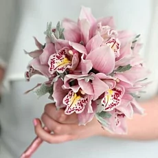 Букет невесты из розовых орхидей