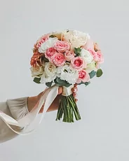 Букет невесты с кустовыми розами