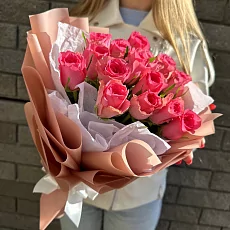 Букет из 15 розовых роз