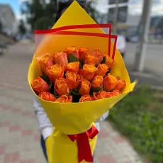 Букет из 23 рыжих роз