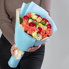 11 Кустовых Роз Микс в упаковке