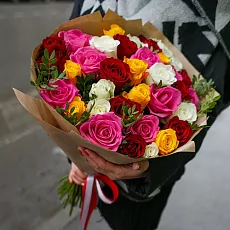 35 роз микс (40 см)