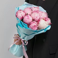  9 Пионов Сара Бернар в упаковке 