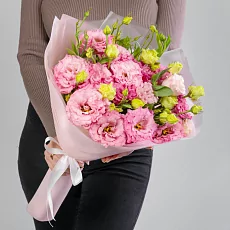 9 Розовых Лизиантусов в упаковку