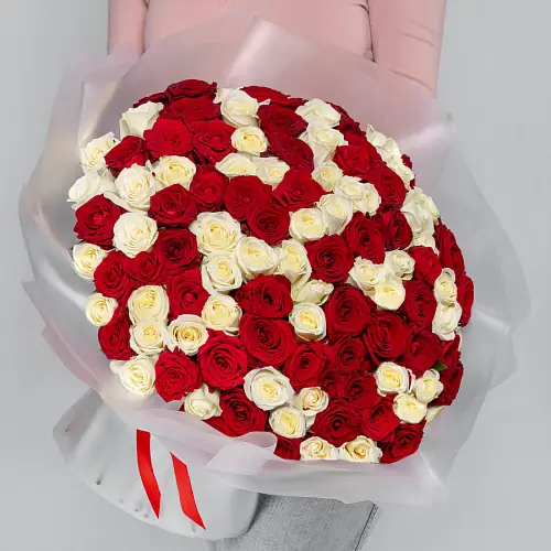 101 Белая и Красная Кенийская Роза 