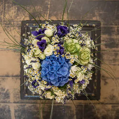 На фото №4 Огромный Полевой Букет летний