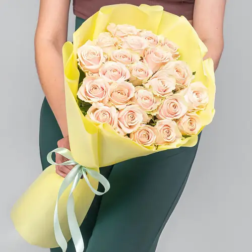  Букет 21 Нежная Кенийская роза 