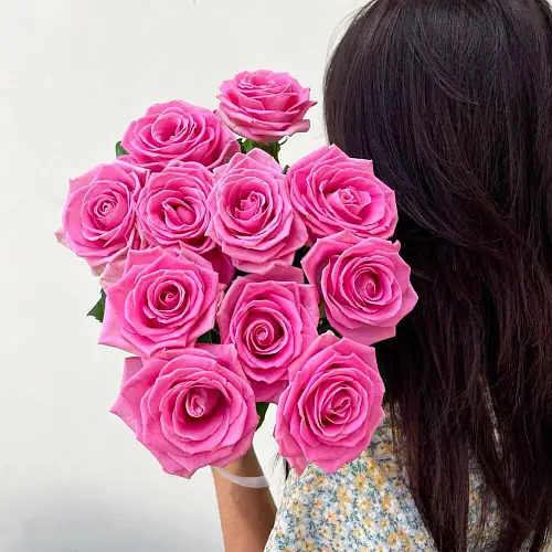 На фото №2 Букет из 11 Кенийских роз 