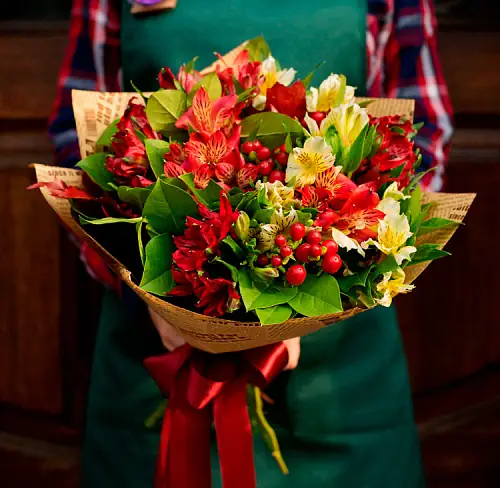 На фото №2 Букет "Краски осени"