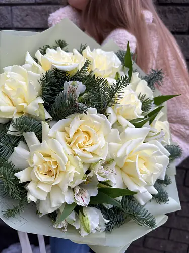 На фото №3 Букет зимняя радость