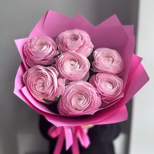 7 Розовых ранункулюсов