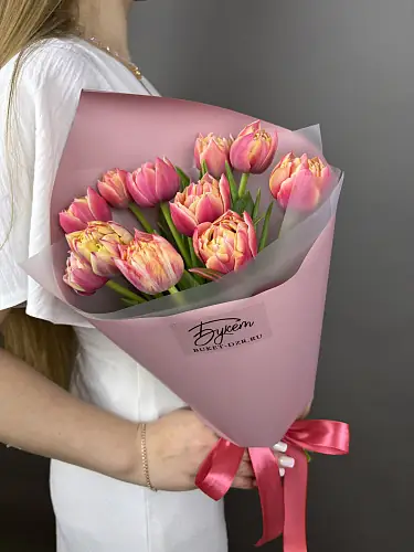 На фото №3 Букет из 11 Тюльпанов Колумбус