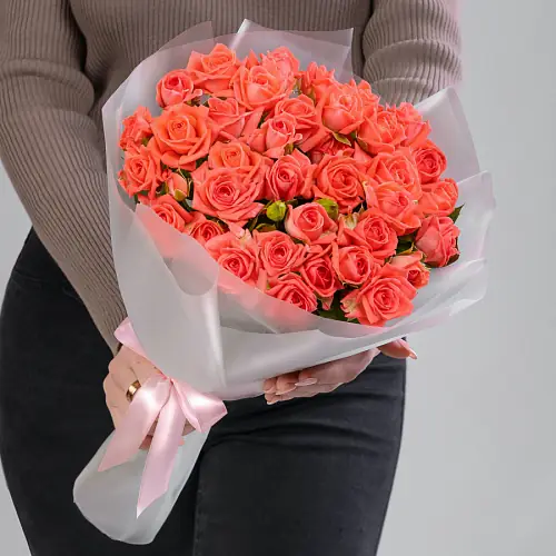Букет из 11 Коралловых Роз в упаковке 